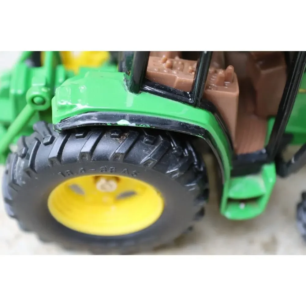 John‎ Deere Toy Tractor Diecast Green and Yellow 6